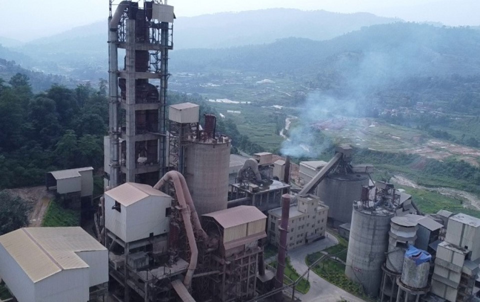 युनाइटेड सिमेन्ट उद्योगको प्रदुषणका कारण स्थानीयको स्वास्थ्यमा देखिन थाल्यो दीर्घरोग 